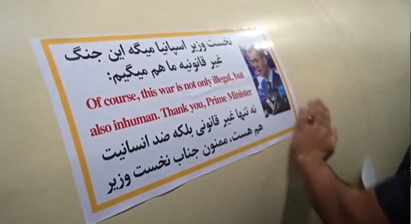 La Guardia Revolucionaria pegó stickers agradeciéndole a Pedro Sánchez en sus misiles