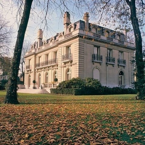 Villa Windsor, el refugio de los duques en París, quien con los años quedaría en manos de Mohamed Al-Fayed