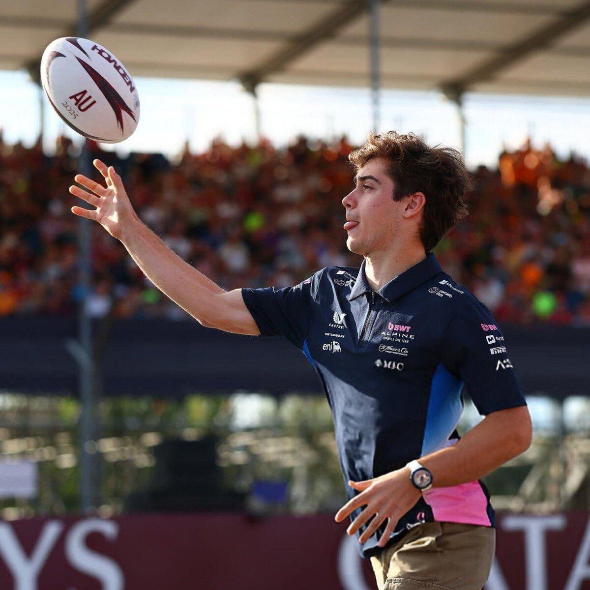 Franco Colapinto y el lanzamiento como para un line