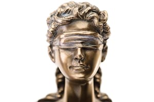 Descomposición institucional de la provincia de Buenos Aires