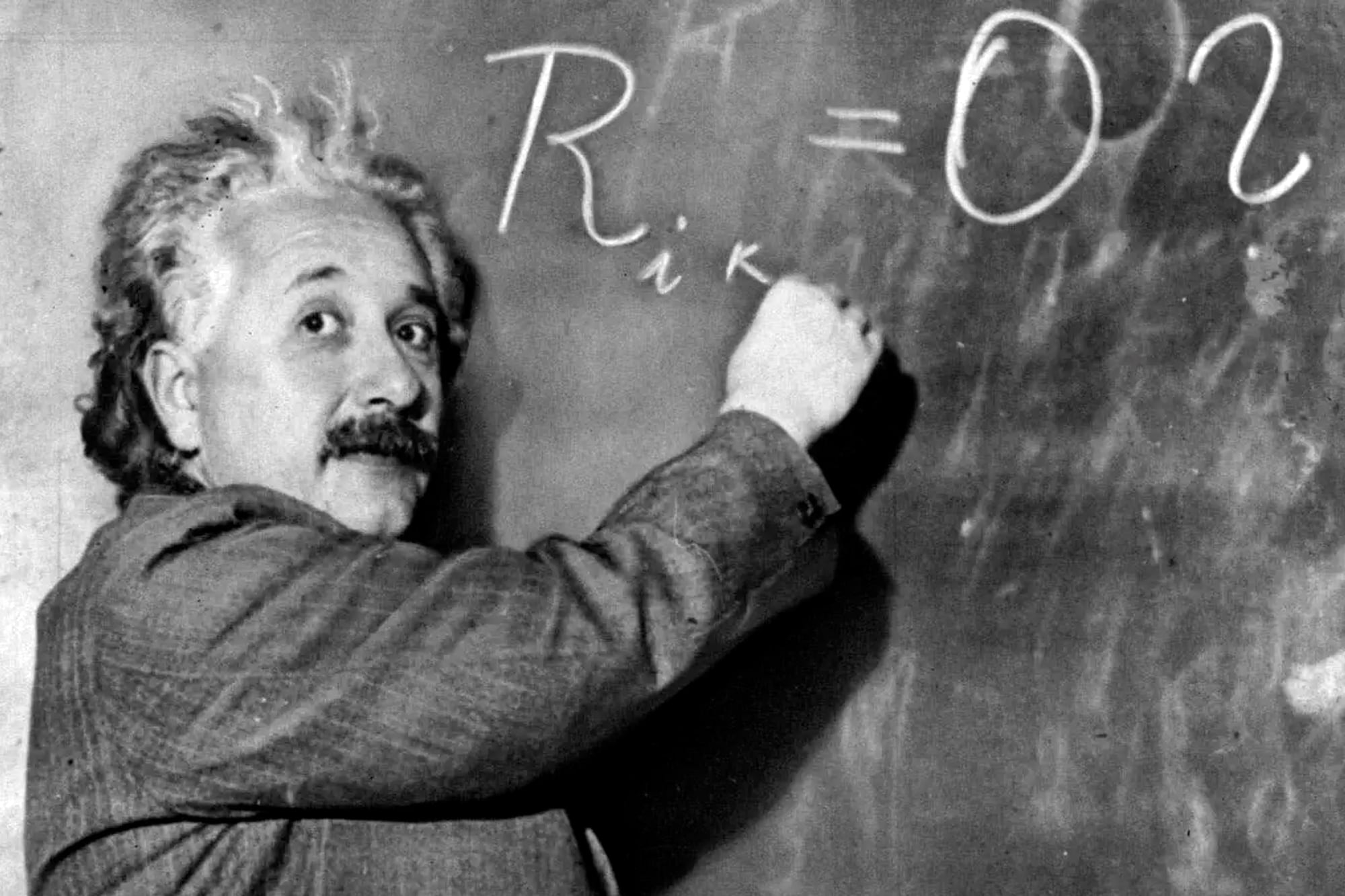 La célebre ecuación E=mc2 es uno de los legados más importantes sobre la vida de Albert Einstein