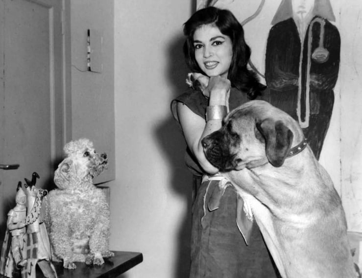 Barbarita Palacios: es la hija de una famosa vedette y cantante argentina y en su música conviven el folklore con el rock 6 Egle Martin