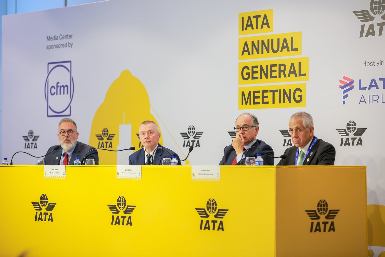 Tony Concil (IATA), Willie Walsh (IATA), Luis Gallego (IAG), Roberto Alvo (LATAM)