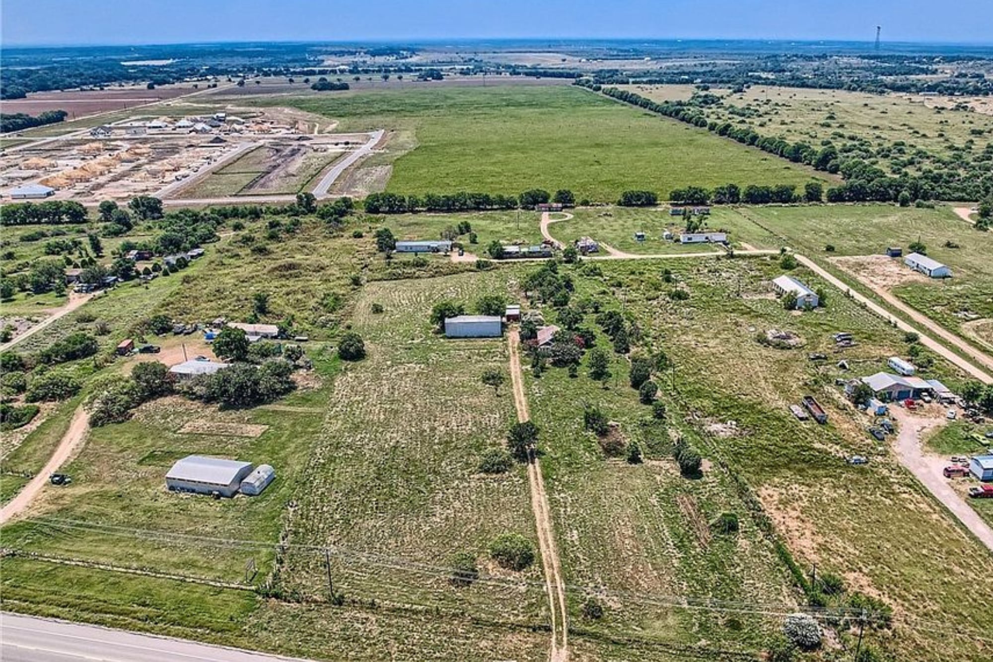 El pequeño pueblo de Texas cerca de Austin donde la casa media cuesta US$194.900 y crece la llegada de nuevos residentes