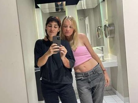 Propofest: “Tati” y “Fini” ingresaron primero al departamento y un testigo dijo haber visto a una de ellas manipular el celular de Zalazar