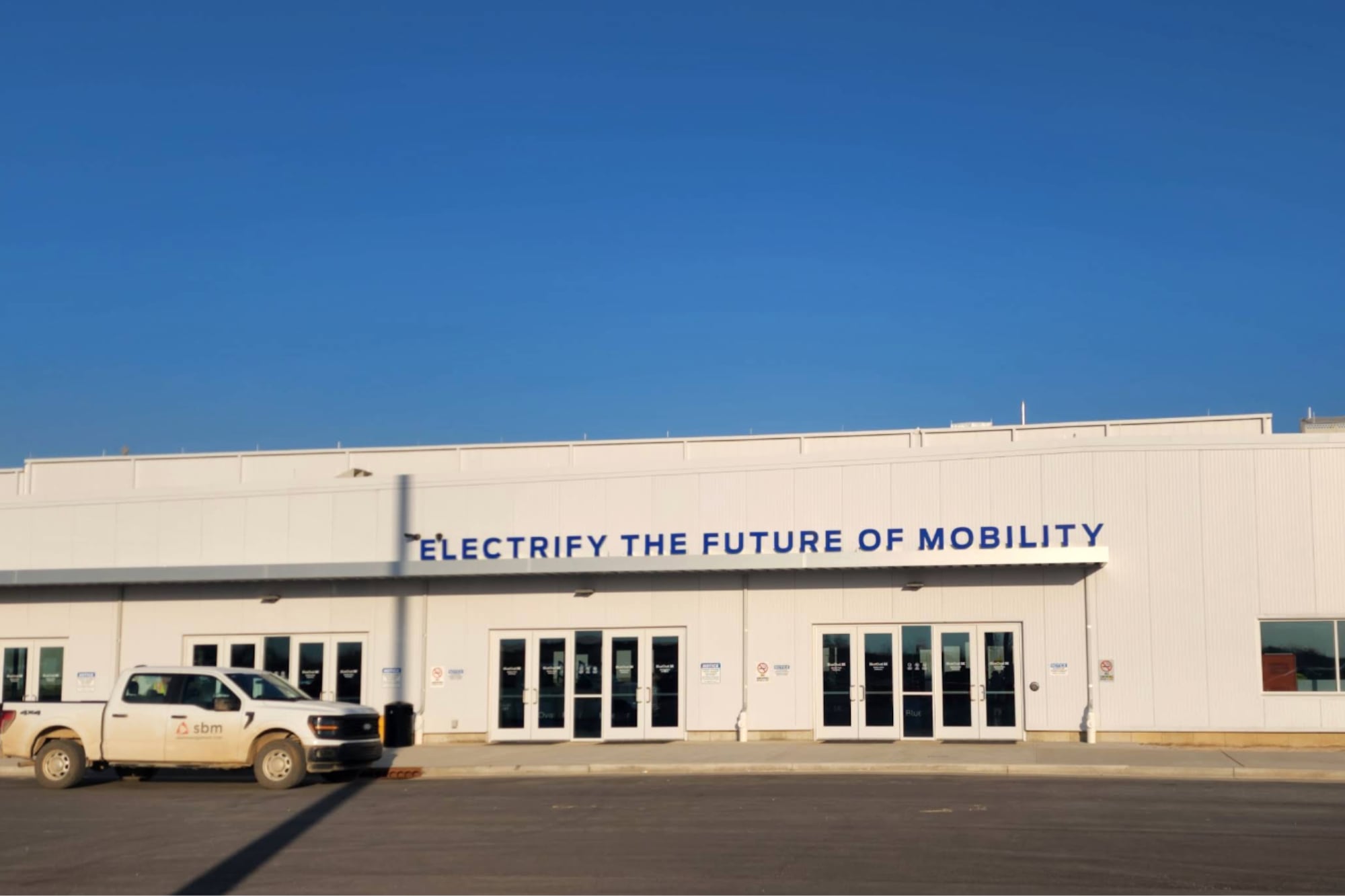 Adiós a la empresa proveedora de Ford: anuncian el despedido de 1500 trabajadores