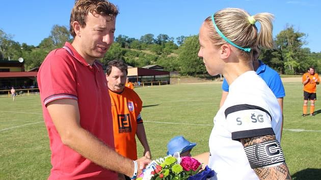 Petr Vlachovsky entrenó las divisiones inferiores del seleccionado de fútbol femenino checo durante varios años