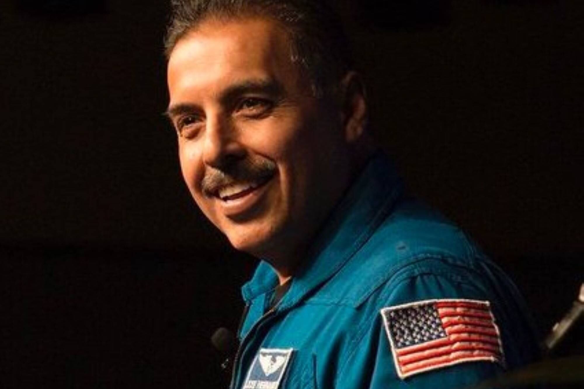 José Hernández es mexicano, trabajó como jornalero y llegó a ser astronauta de la NASA