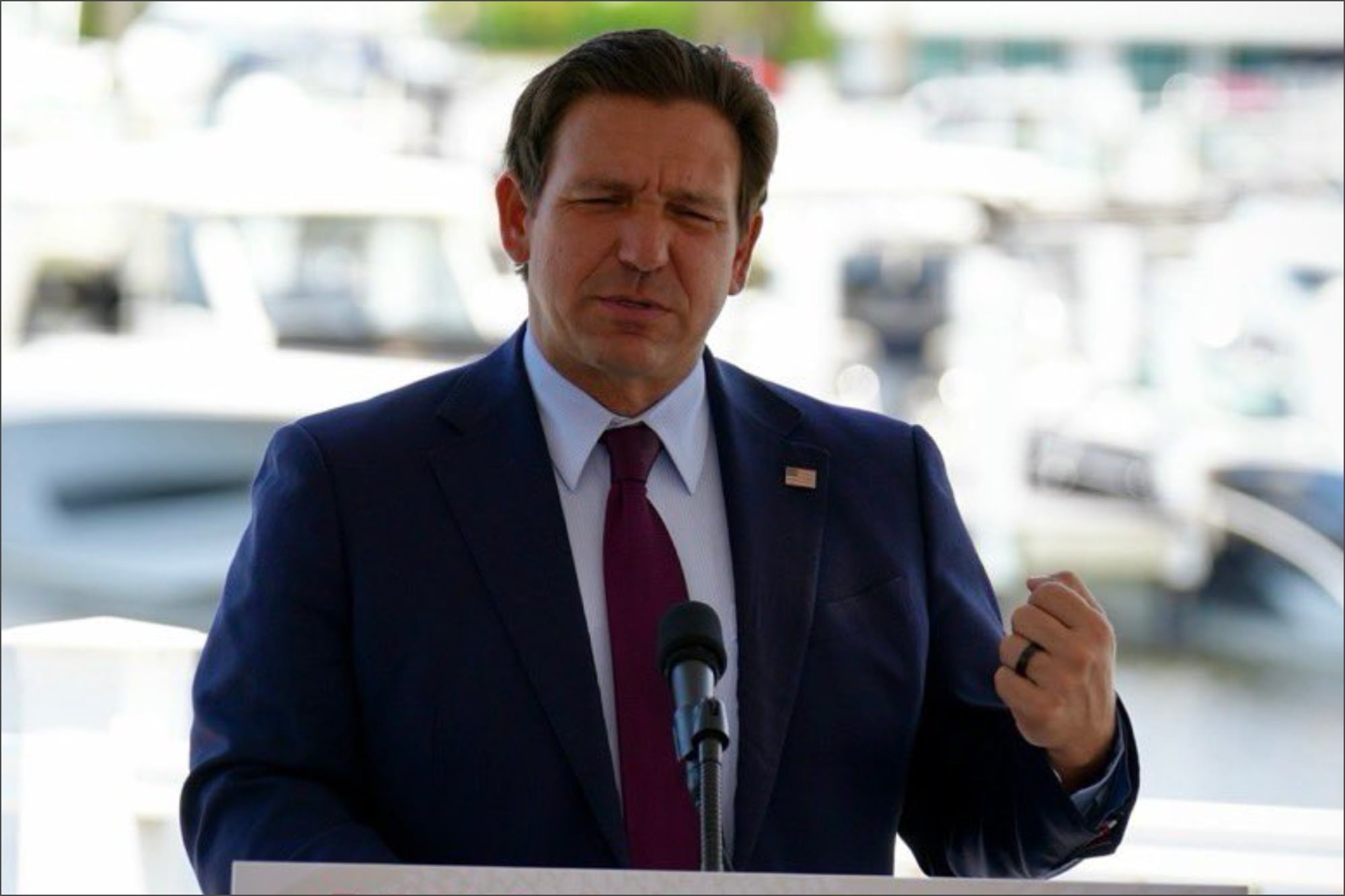La administración DeSantis puso una pausa temporal en el ingreso de nuevas solicitudes para ciertas categorías de proveedores consideradas de alto riesgo
