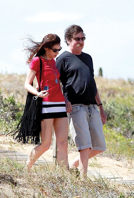 Con su exnovia Mercedes Iñigo en Punta del Este, en 2011