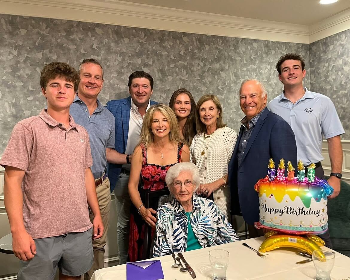 La alimentación ocupa un lugar importante en la rutina cotidiana de la mujer de 105 años (Foto: Instagram @brightviewseniorliving)
