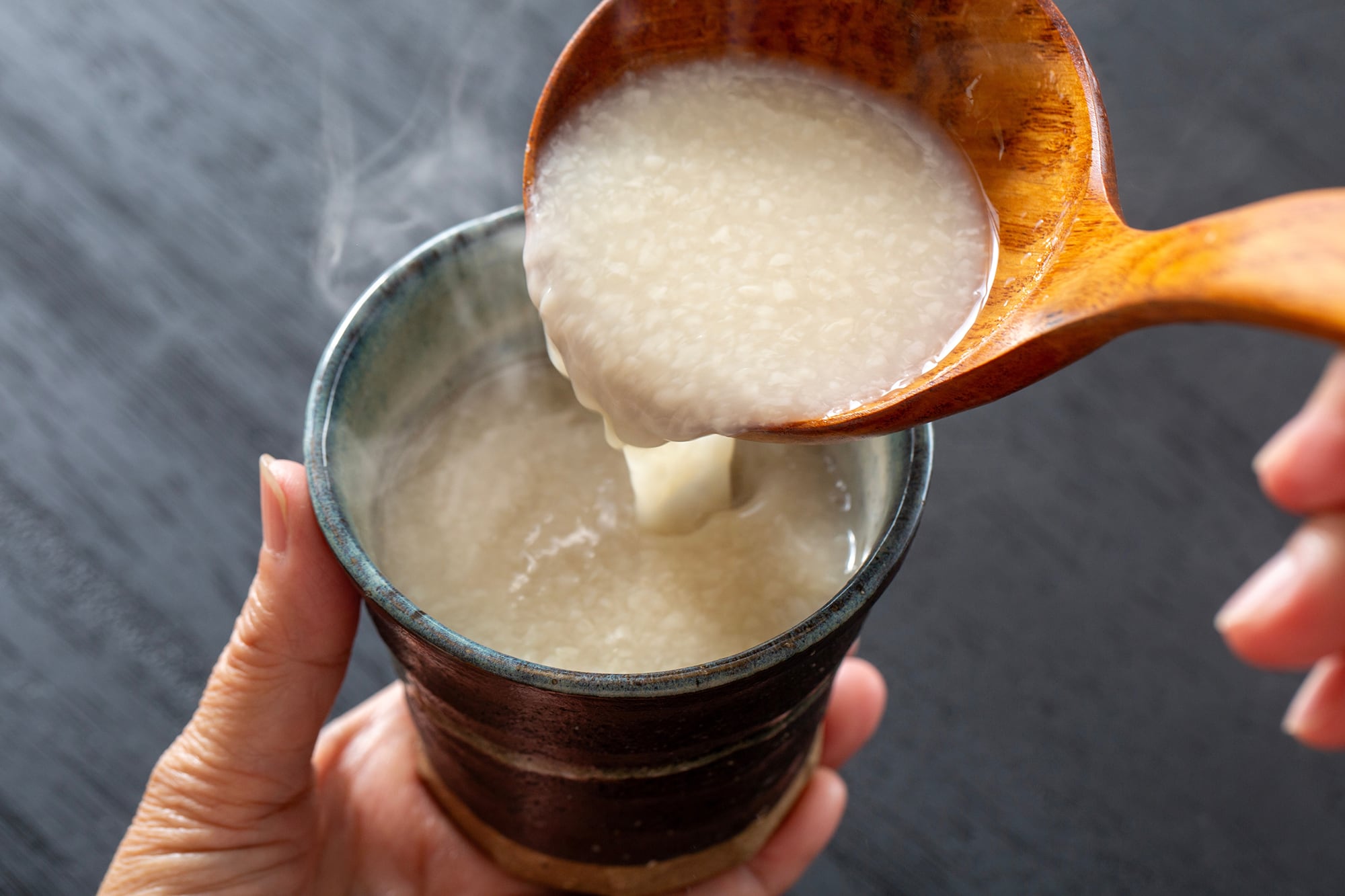¿Qué es el amazake? La bebida japonesa fermentada que está repleta de nutrientes y bacterias beneficiosas para el cuerpo
