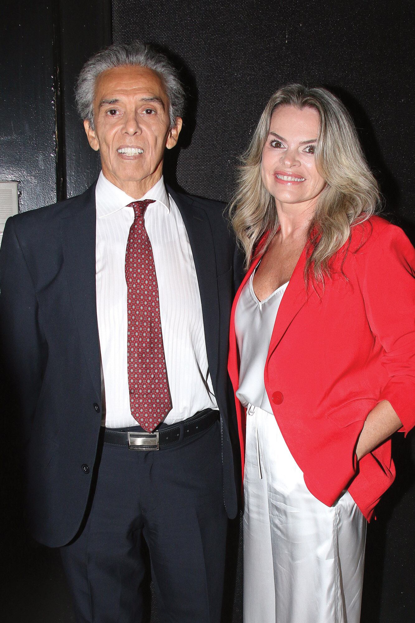 Jairo deleitó con su música y estuvo acompañado por su novia, la abogada cordobesa Laura Bonfante