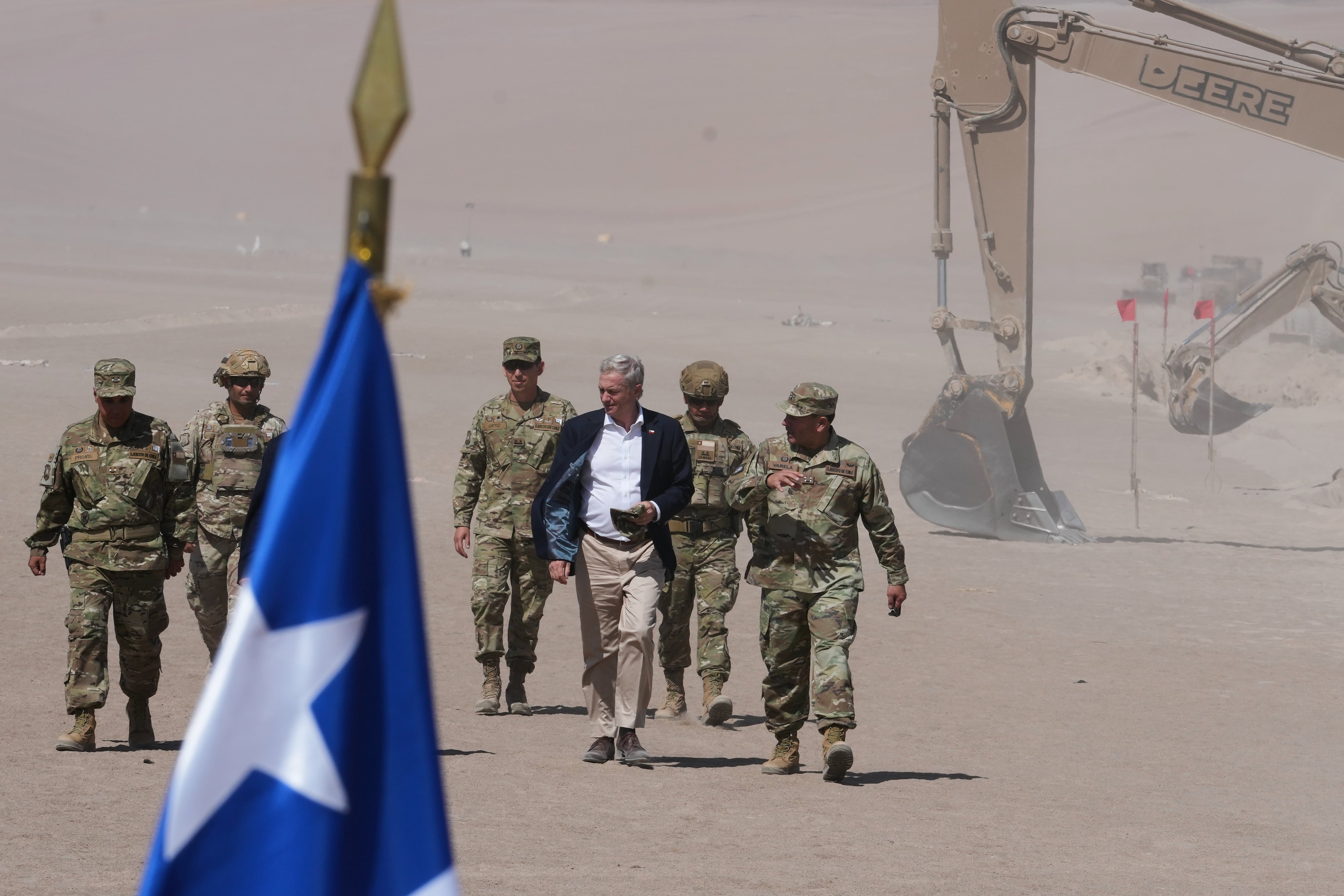 Kast en Arica presenta medidas para disuadir la migración irregular