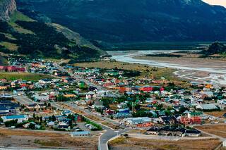 Buscan conectar con fibra óptica a El Chaltén
