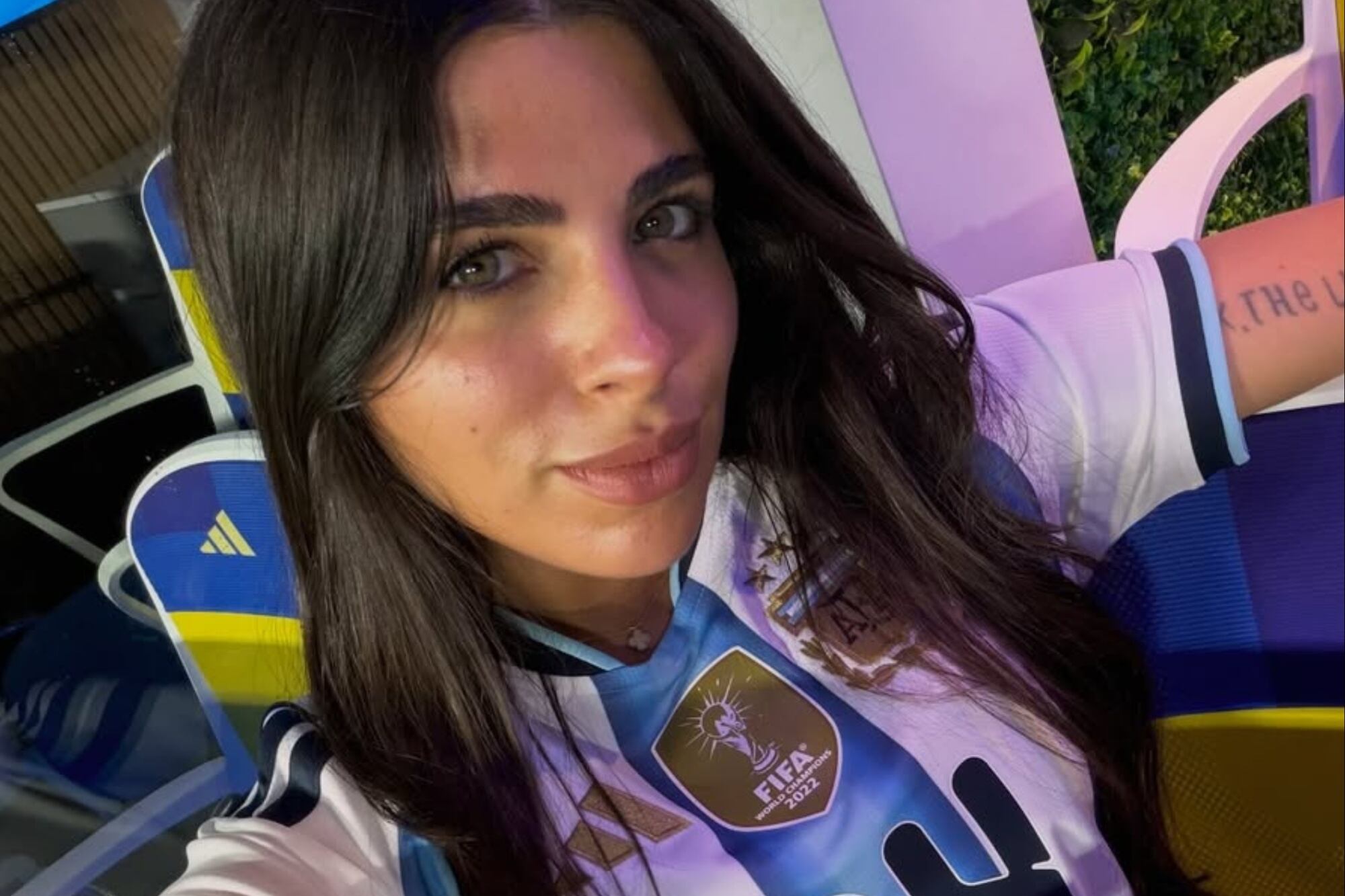 Valentina Cervantes mostró su viaje a EE.UU. con sus hijos para alentar a Enzo Fernández y a la selección argentina