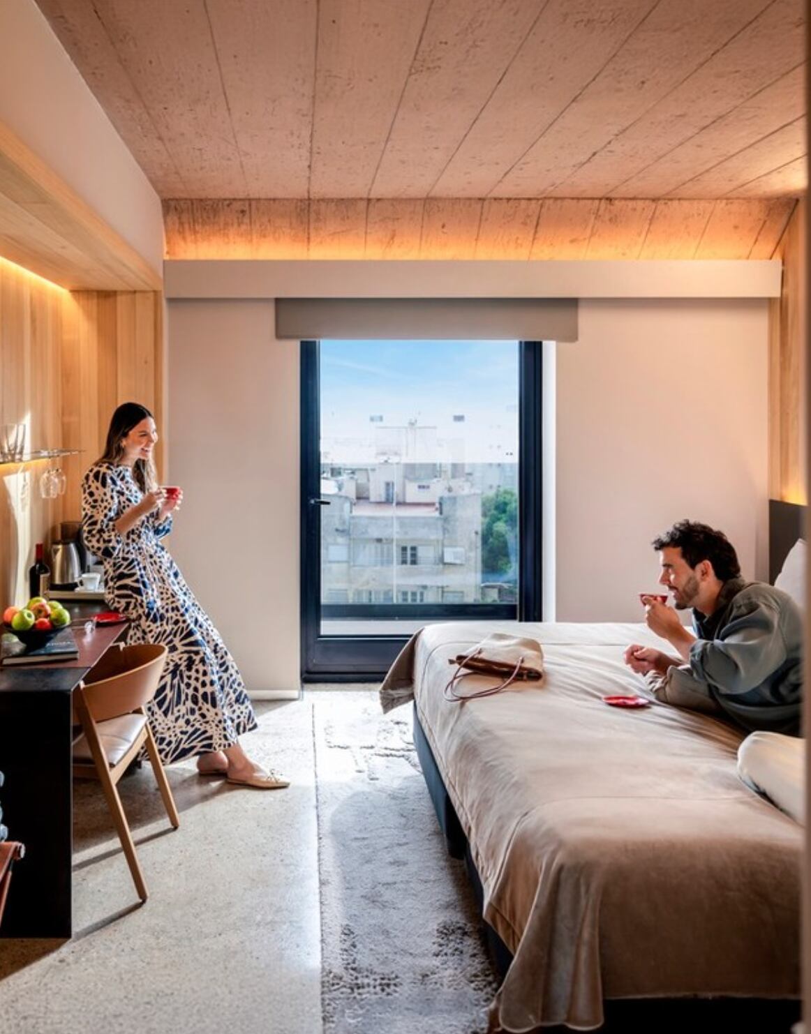 Hualta espera con suites amplias y cálidas en pleno corazón de la ciudad.