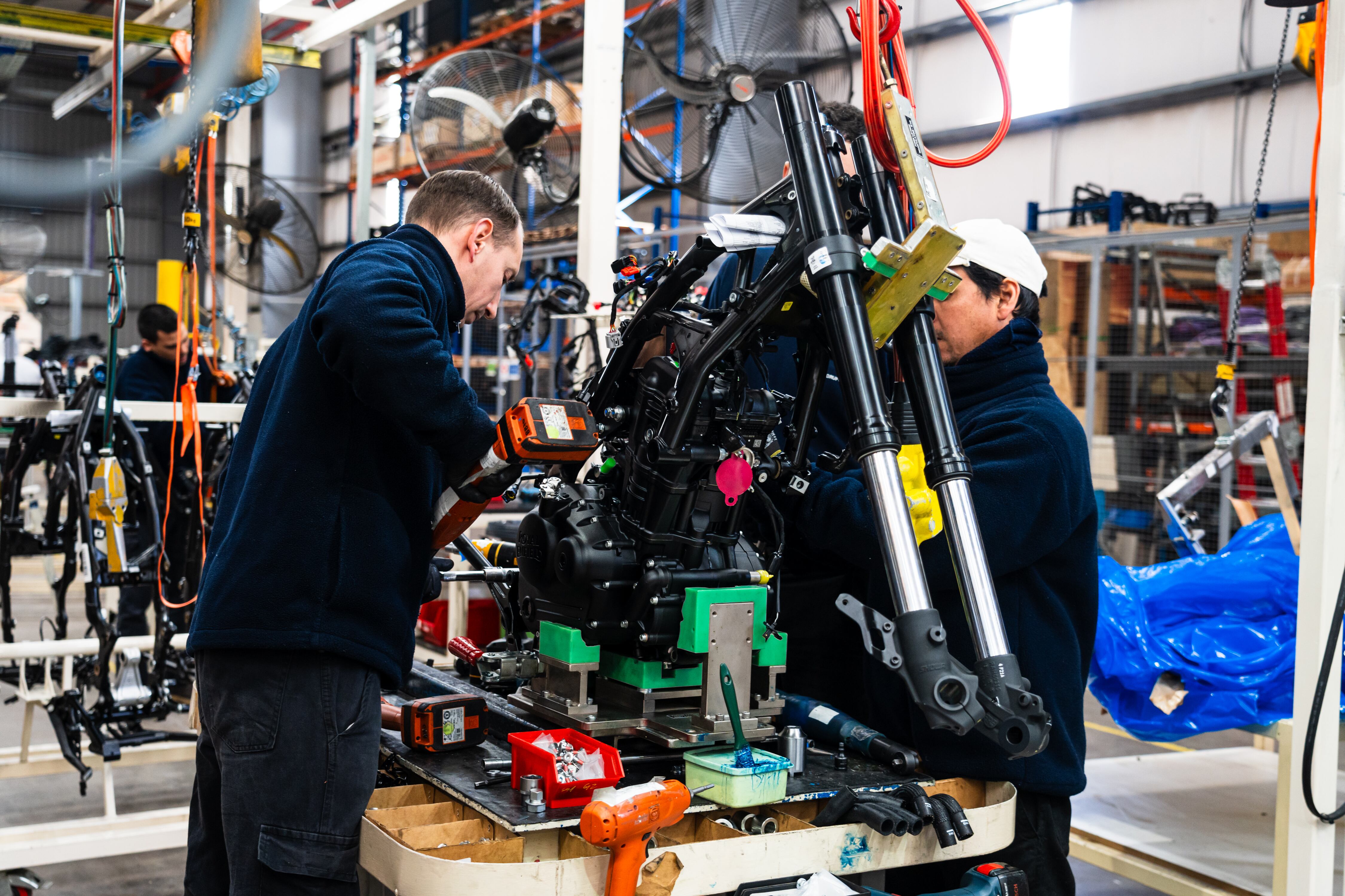 Proceso de producción de la Himalayan 450 (Prensa Royald Enfield)