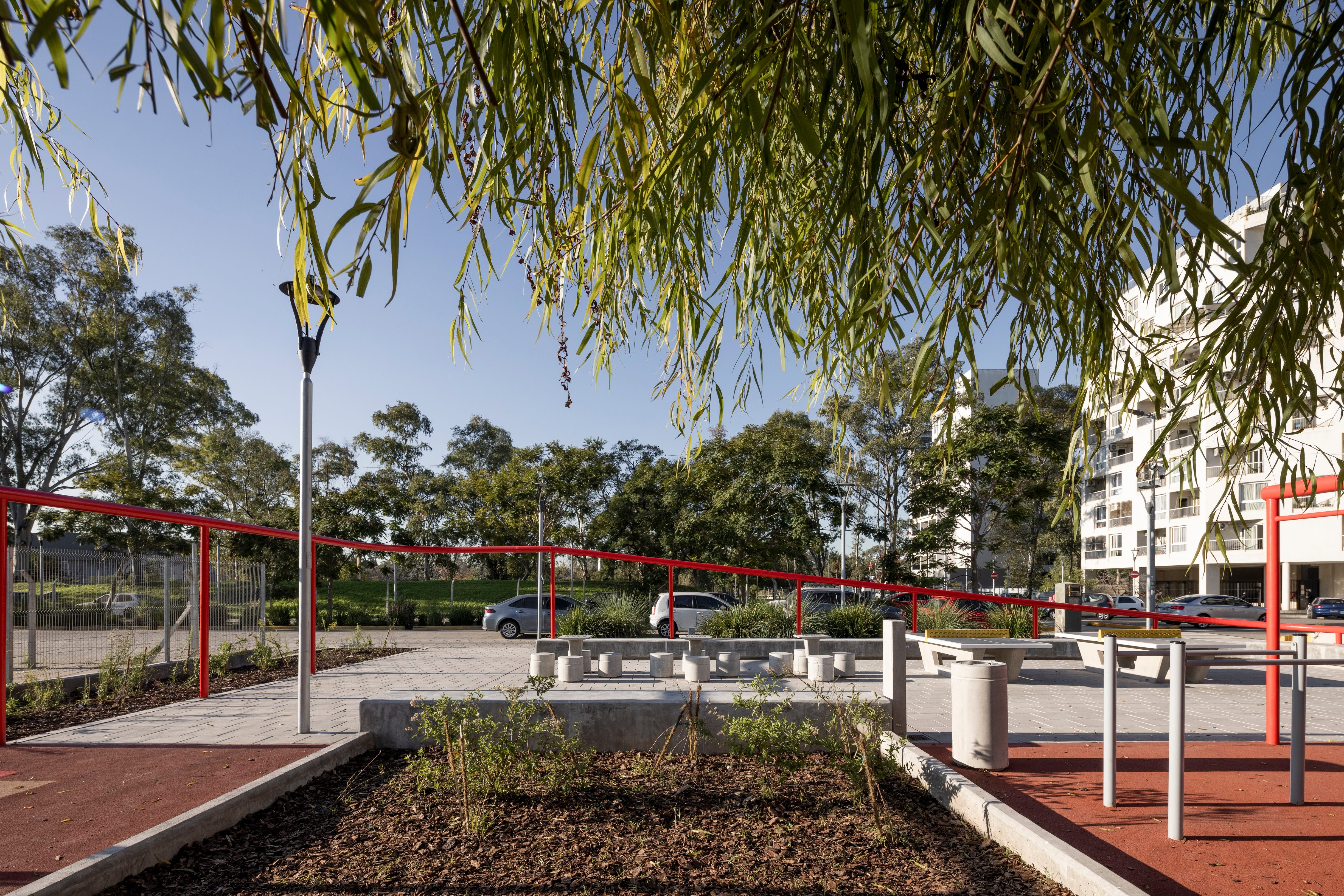 La plaza se encuentra en uno de los barrios más vulnerables de la Ciudad de Buenos Aires