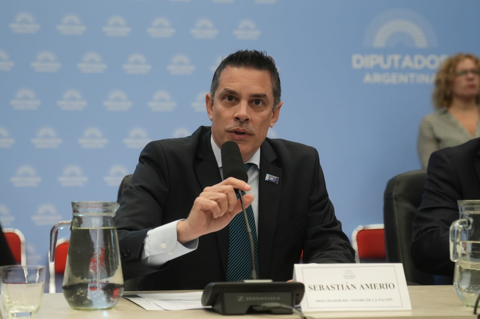 Diputados: con apoyo de sus aliados, el oficialismo dejó listo para tratar en el recinto el acuerdo con dos holdouts