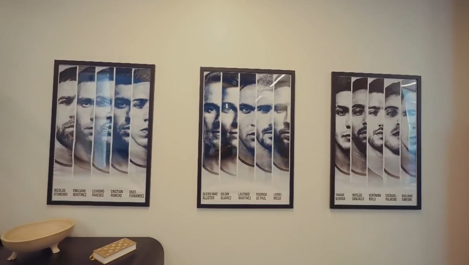Las imágenes de los futbolistas decoran los pasillos de la concentración argentina en Kansas City