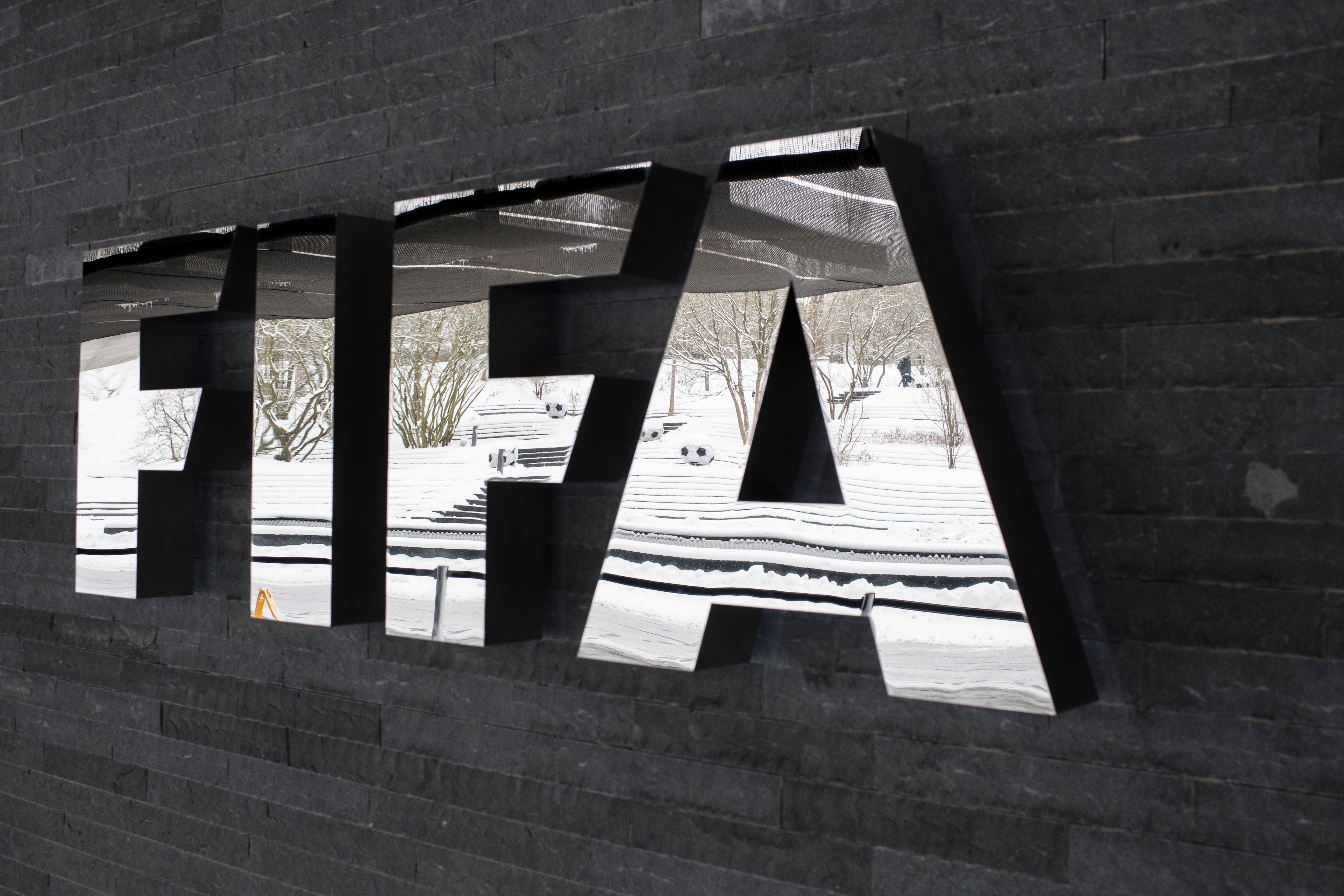 FIFA defiende sus reformas y acusa a FIFPro de anteponer intereses personales a la real representación de los futbolistas.