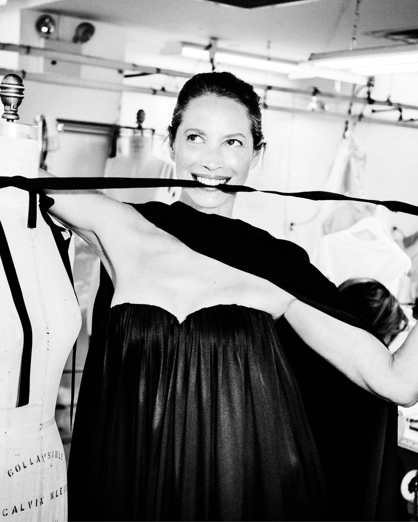 Christy Turlington en una campaña para Calvin Klein en el New York Fashion Week de 2025