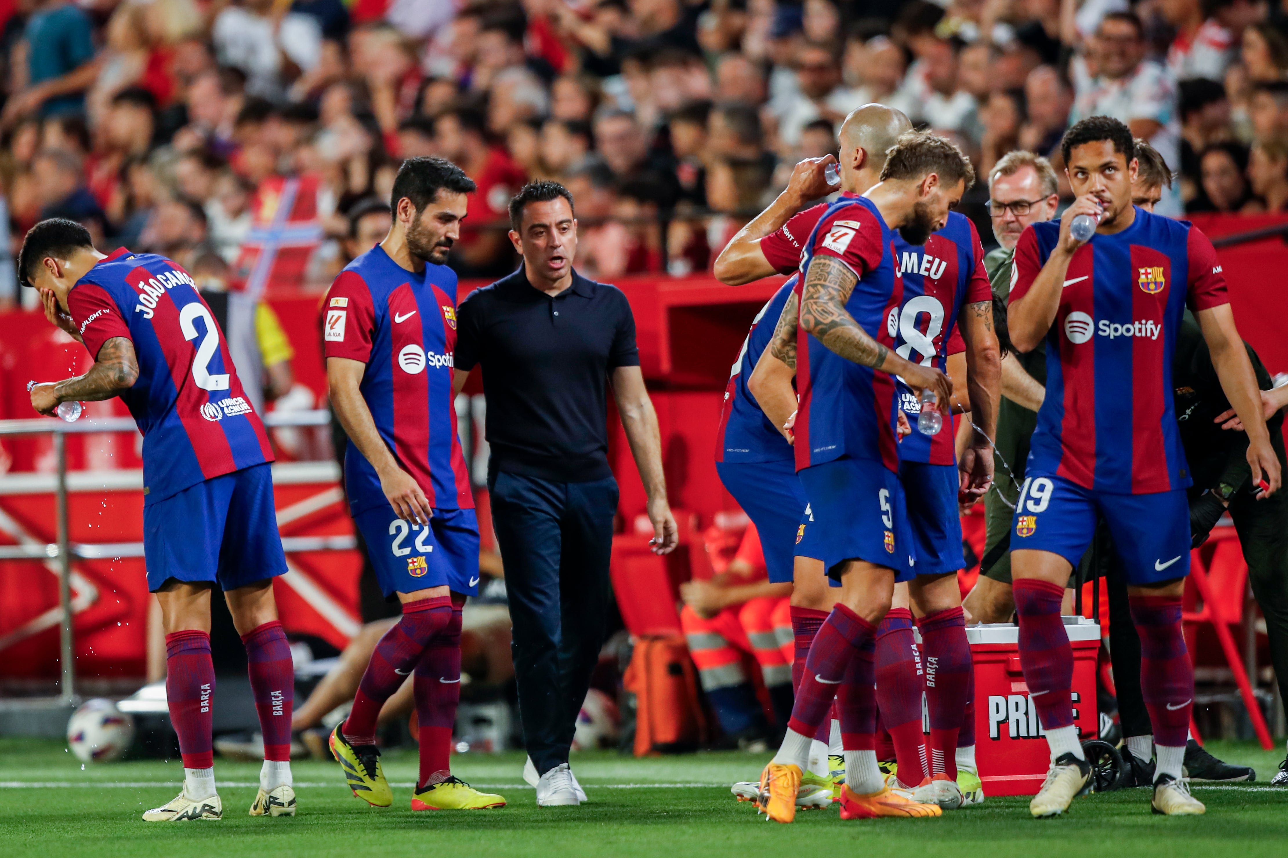 Xavi ganó dos títulos como técnico de Barcelona y no volvió a dirigir tras su despido del conjunto catalán, a mediados de 2024