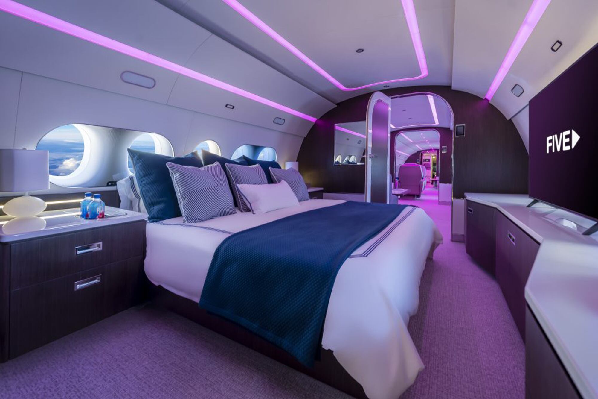 El 9H-FIVE, un ACJ TwoTwenty de Airbus en colaboración con Comlux