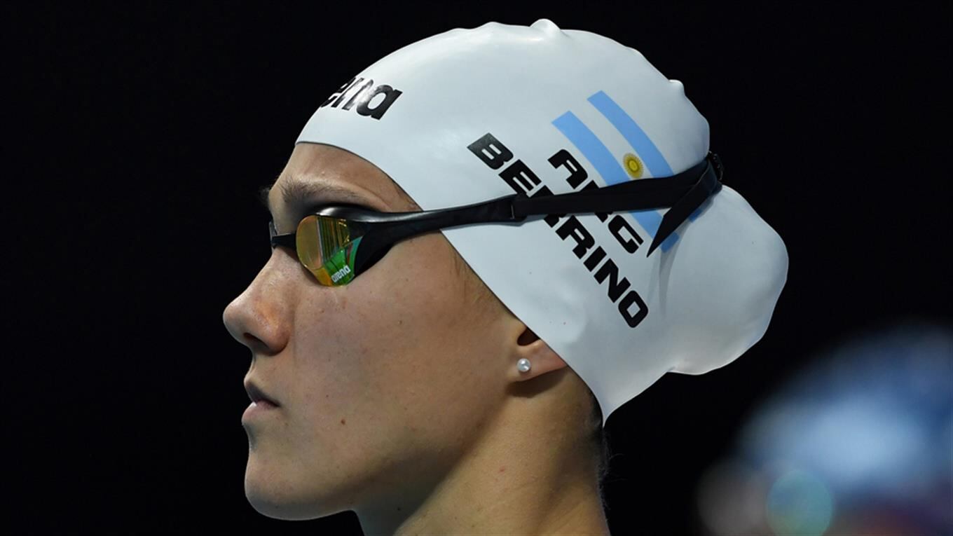 Andrea Berrino contribuyó a la cosecha argentina en el primer día de competencia oficial; se subió al podio en los 50 espalda
