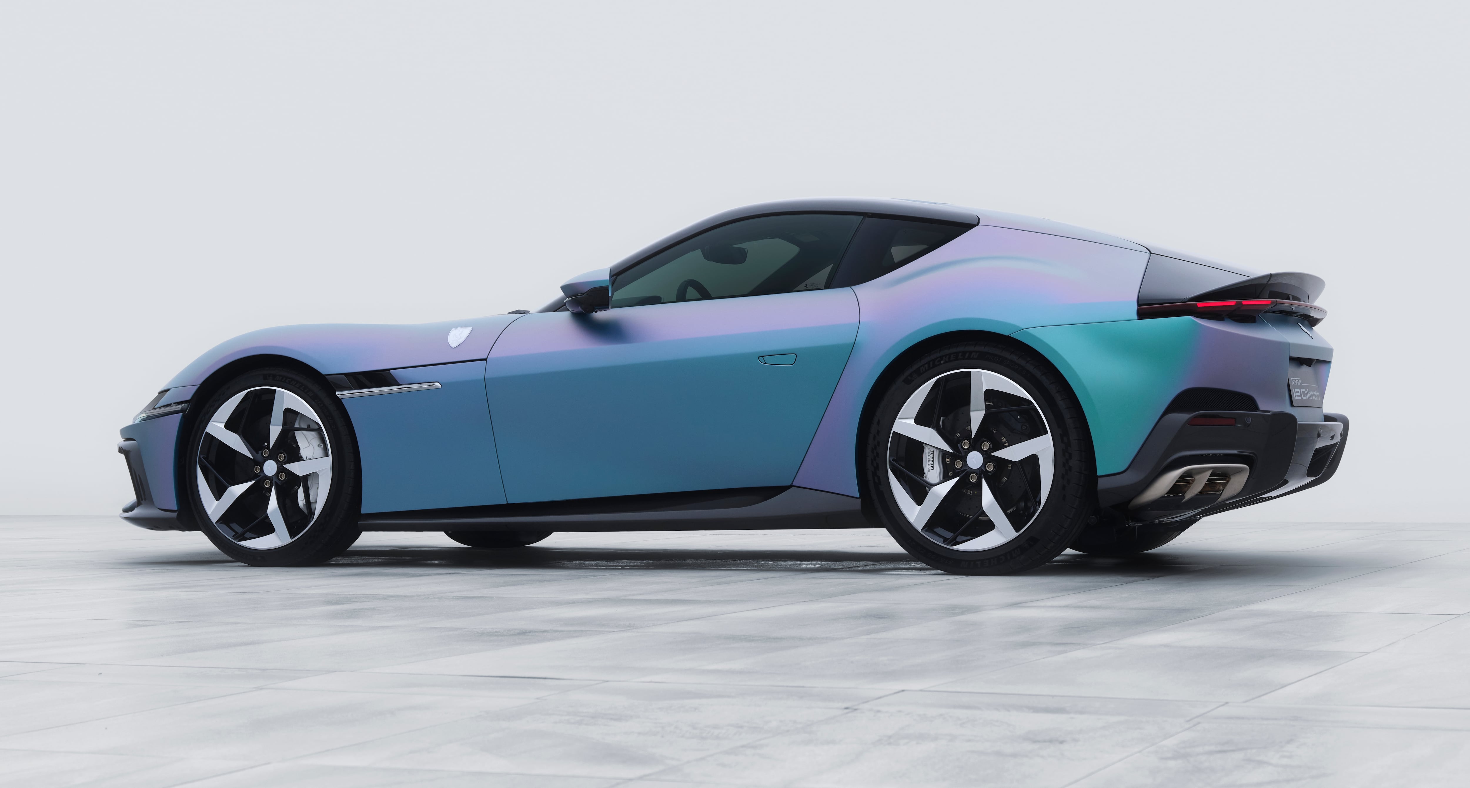 Crean una Ferrari con detalles que la hacen una pieza única 5 El modelo se volvió prácticamente un proyecto cultural con especial atención por los detalles