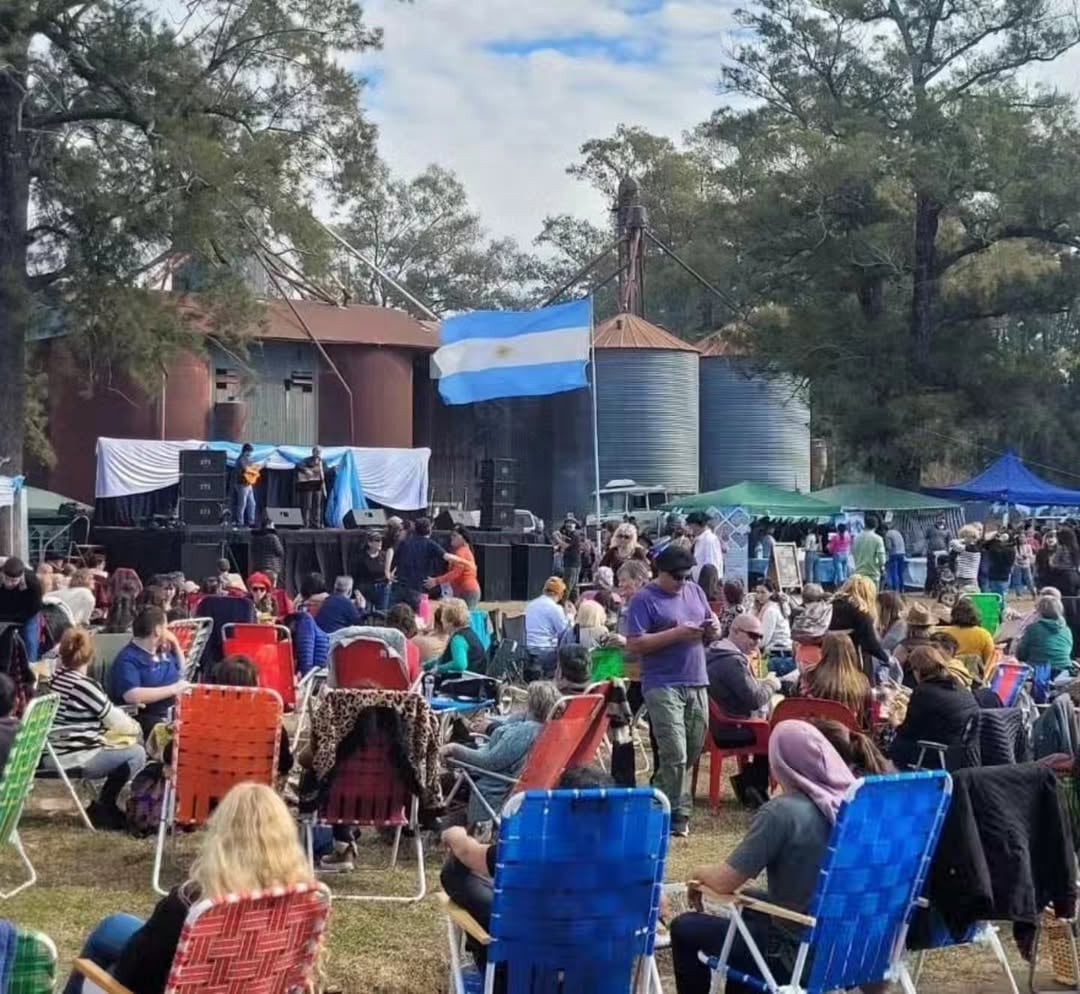 El evento convoca a miles de personas de distintos puntos del país (Foto: @fiestadelmondongoylatortafrita)