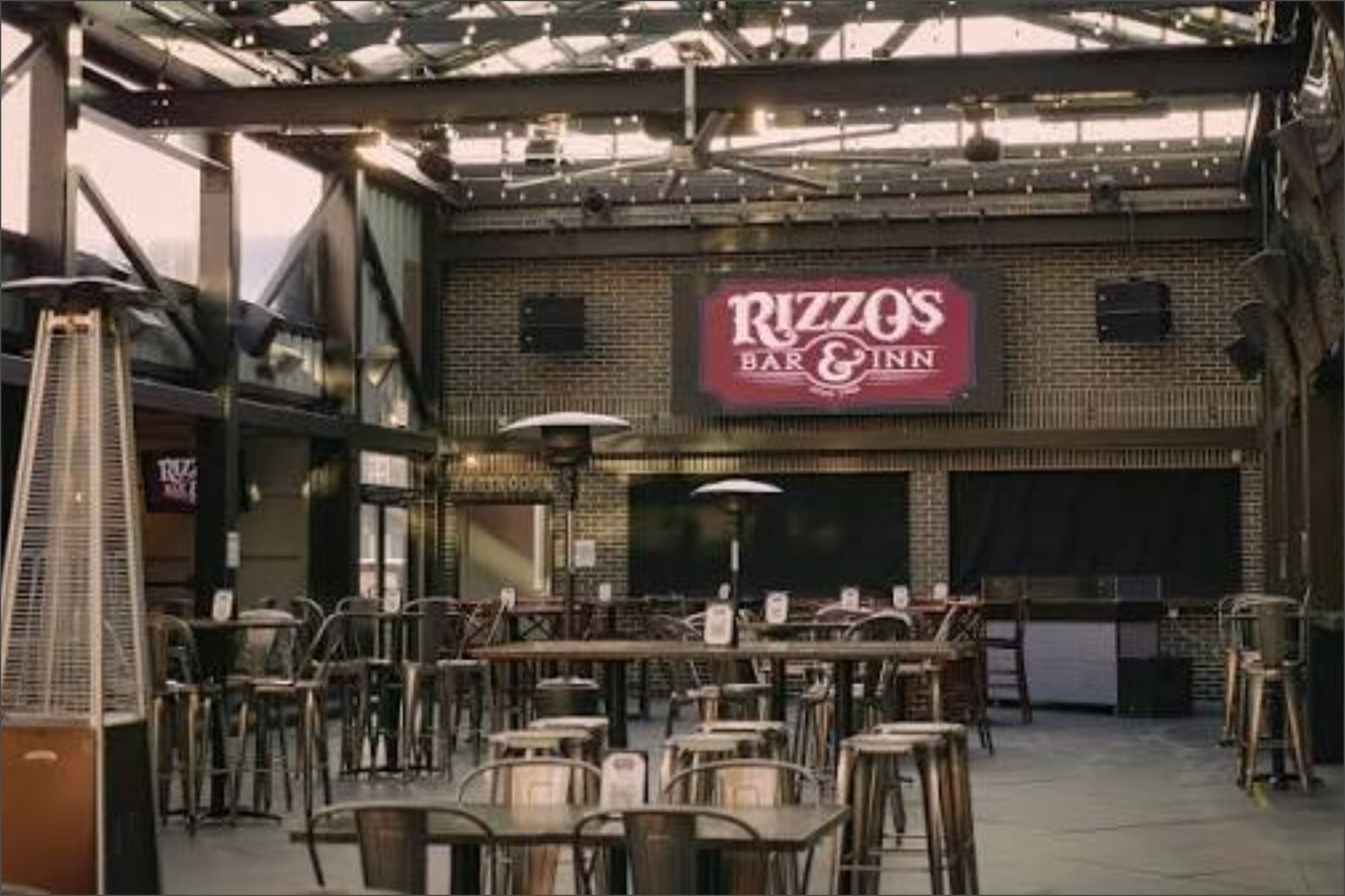 En Chicago, el bar Rizzo's entregará US$100 y hará descuentos en chupitos de tequila si México gana su partido frente a Inglaterra