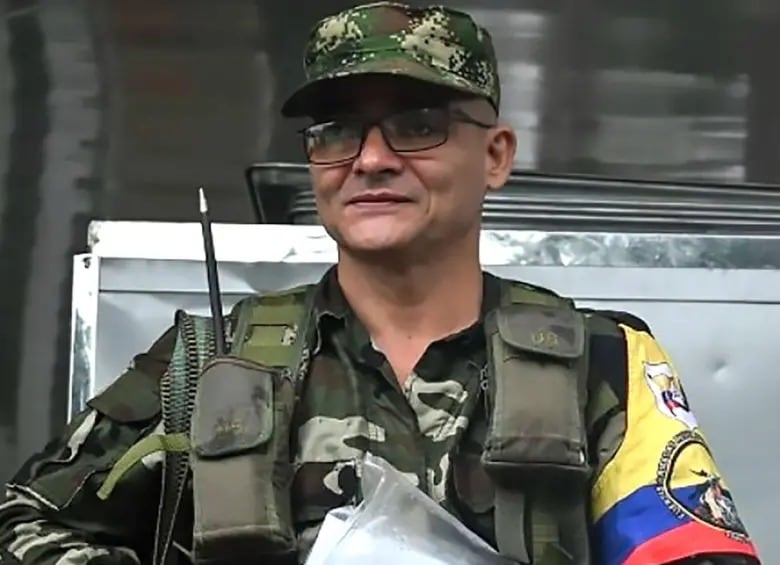 El guerrillero Néstor Gregorio Vera, alias Iván Mordisco, se presentó en la reunión con Trump como el más buscado de Colombia