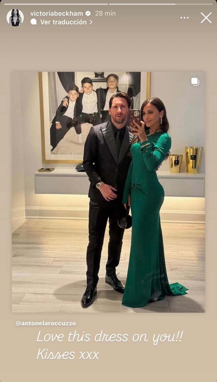 Victoria Beckham no dudó en elogiar a Antonela Roccuzzo quien lució uno de sus diseños para la fiesta (Foto: Instagram @victoriabeckham)