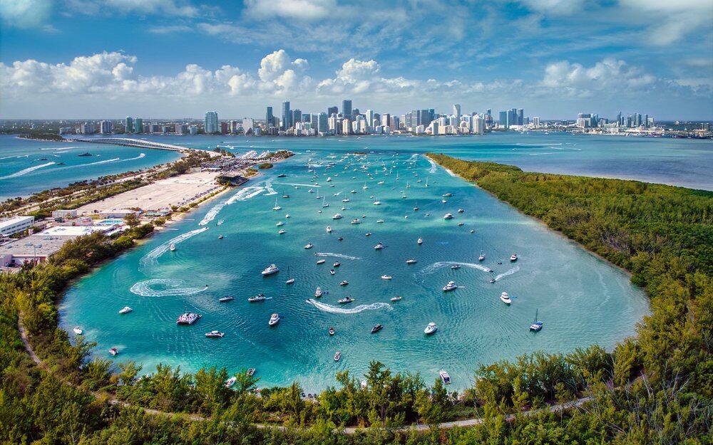 Vista aérea de Key Biscayne (Sitio web Gran Miami y Miami Beach)