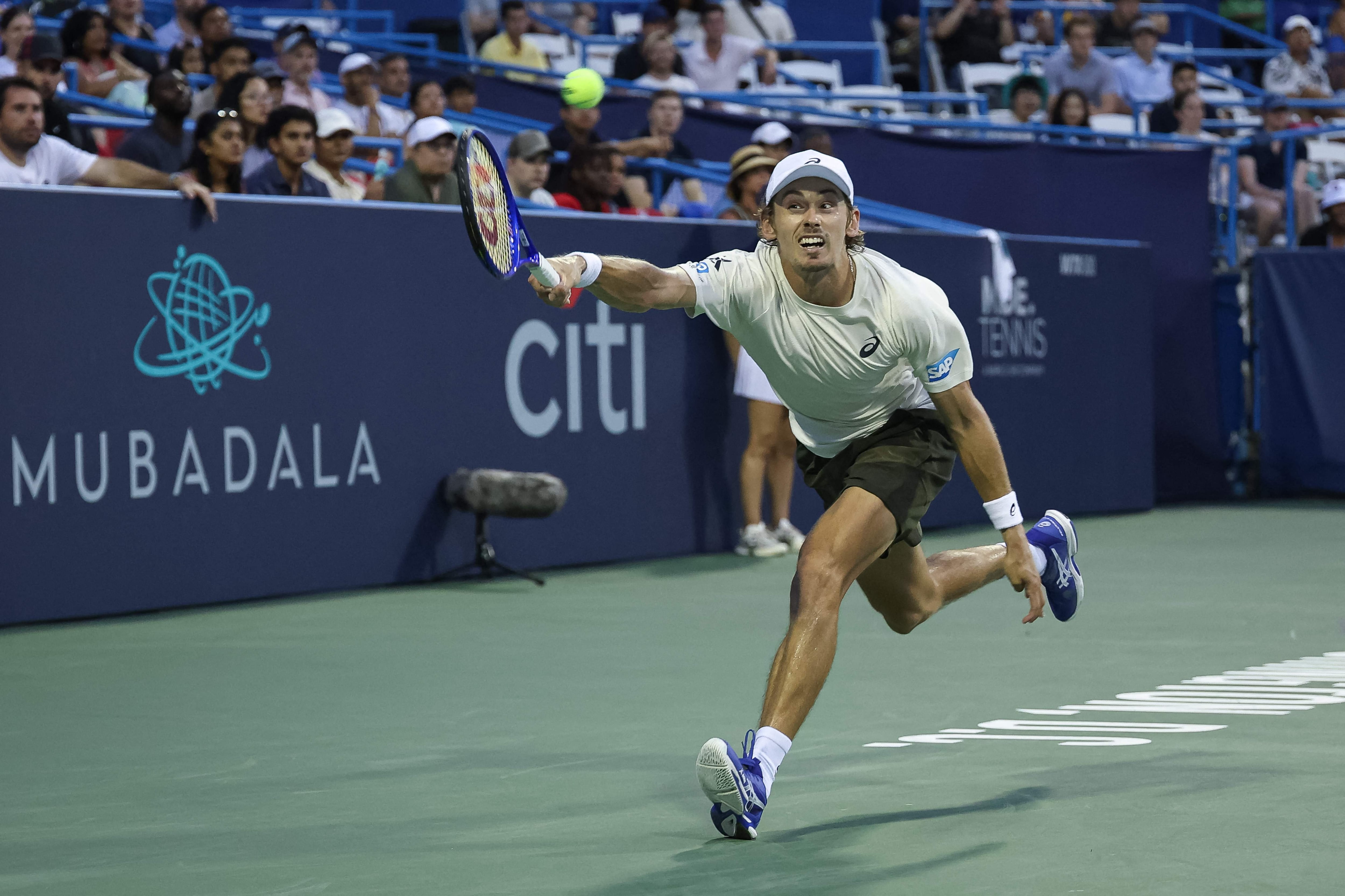 Alex De Miñaur se quedó con el Abierto de Washington después de una dura batalla con Alejandro Davidovich