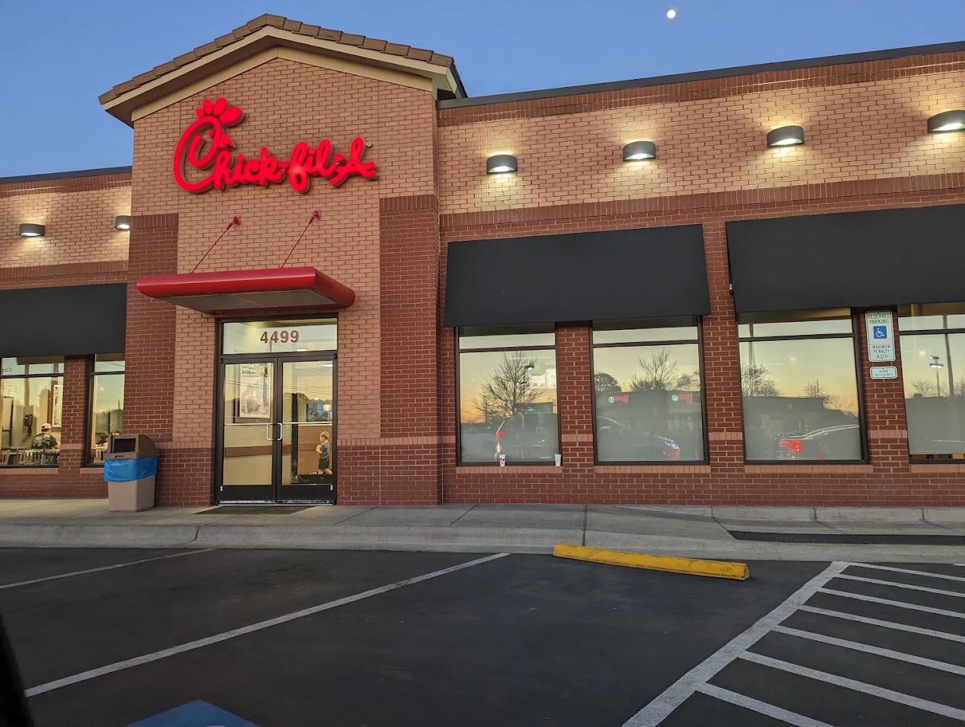 El hallazgo sucedió en un restaurante Chick-fil-A en Kinston, Carolina del Norte