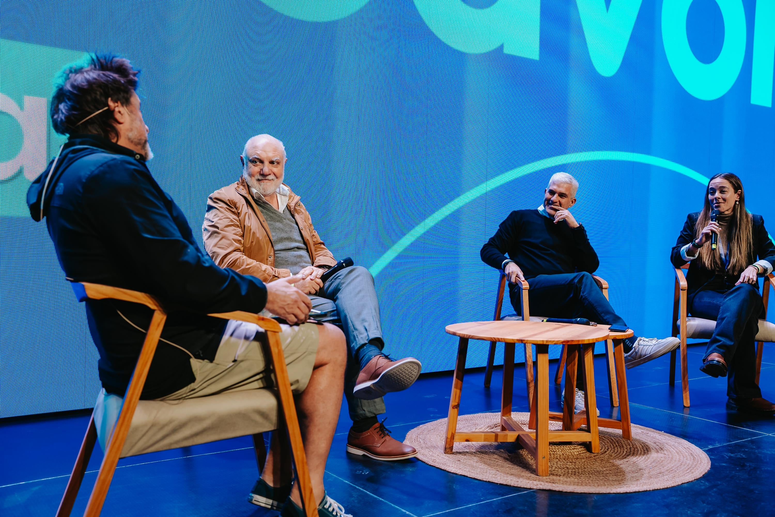 Nicora moderó una charla con Juan Carlos Rabbat (Universidad Siglo 21), Sebastián Santiago (Grido) y Gianina Rossi (Atlas)