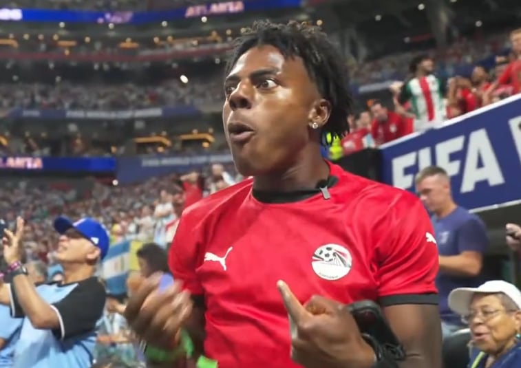 Quién es el streamer Speed, que denunció insultos racistas de hinchas argentinos.