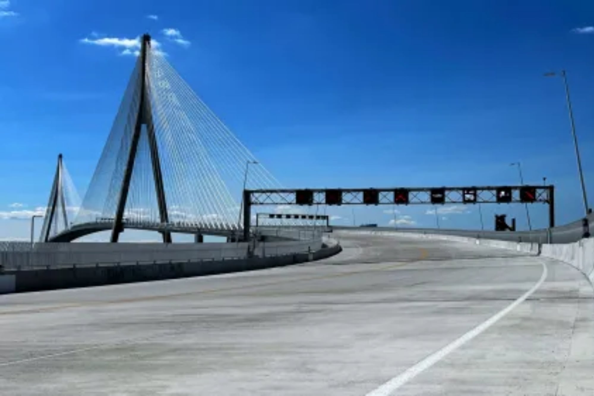 El Puente Internacional Gordie Howe cuenta con un sendero multiusos para transitar en bicicleta o a pie