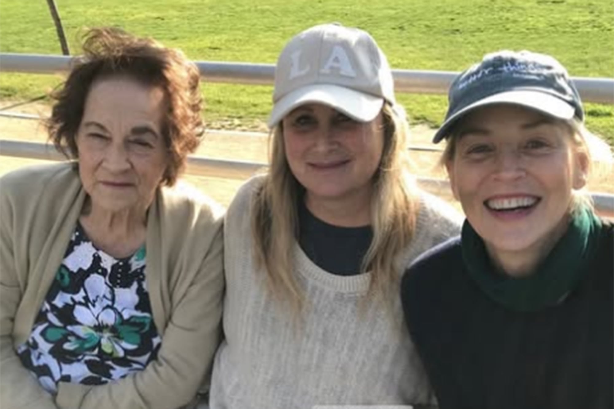 Sharon Stone junto a su familia