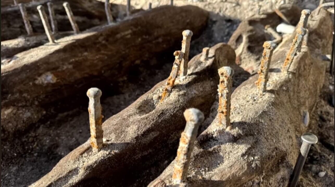 Por su características, los restos podría ser de San Antonio un barco que naufragó en 1856