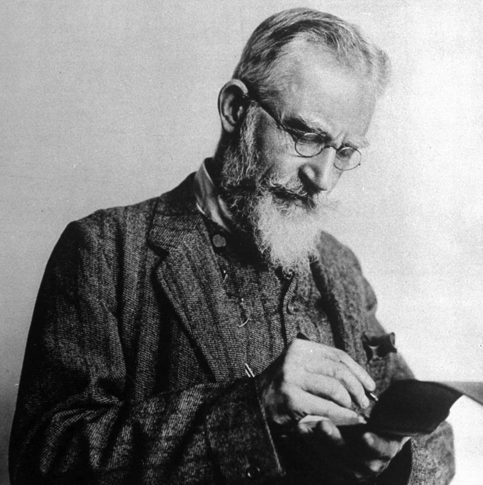 Acertijo con respuesta: anagrama literario