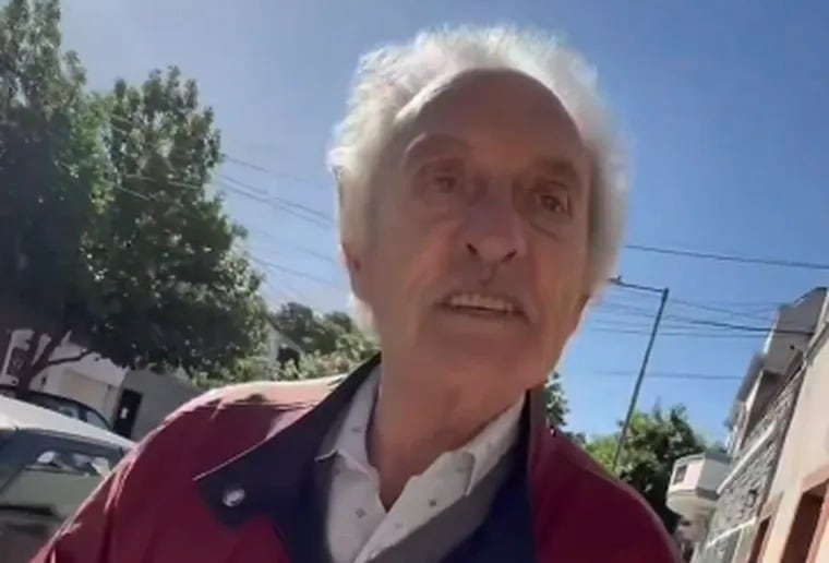 Villa del Parque: un jubilado atacó a una joven por estacionar el auto frente a su casa