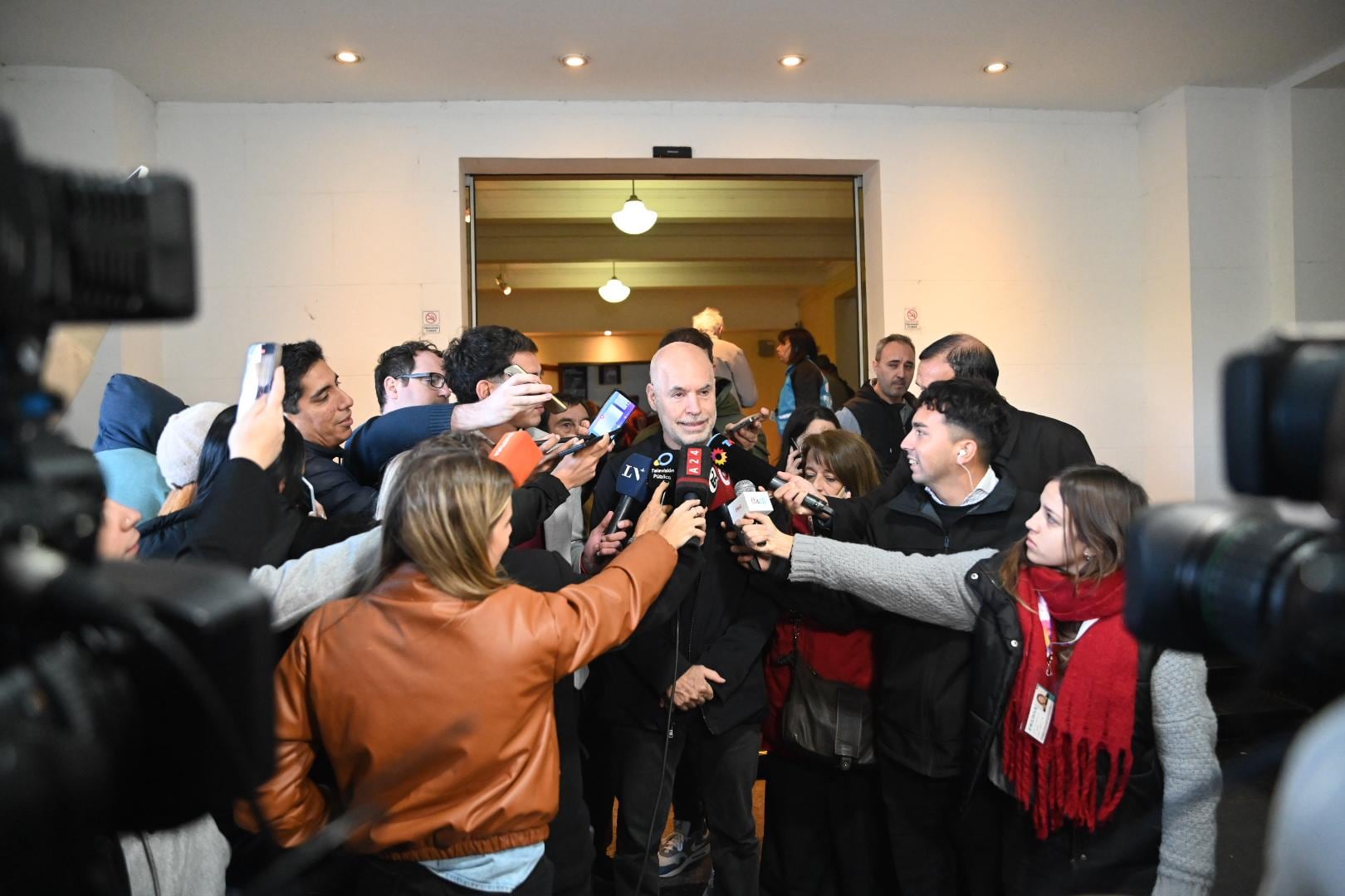 Rodríguez Larreta, con los medios, tras votar