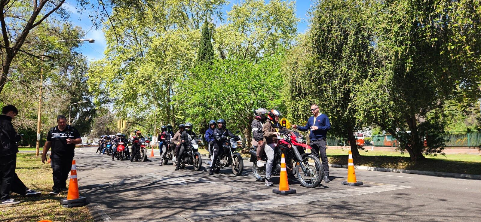 La iniciativa de dos entidades vinculadas a la movilidad para reducir los accidentes de tránsito fatales