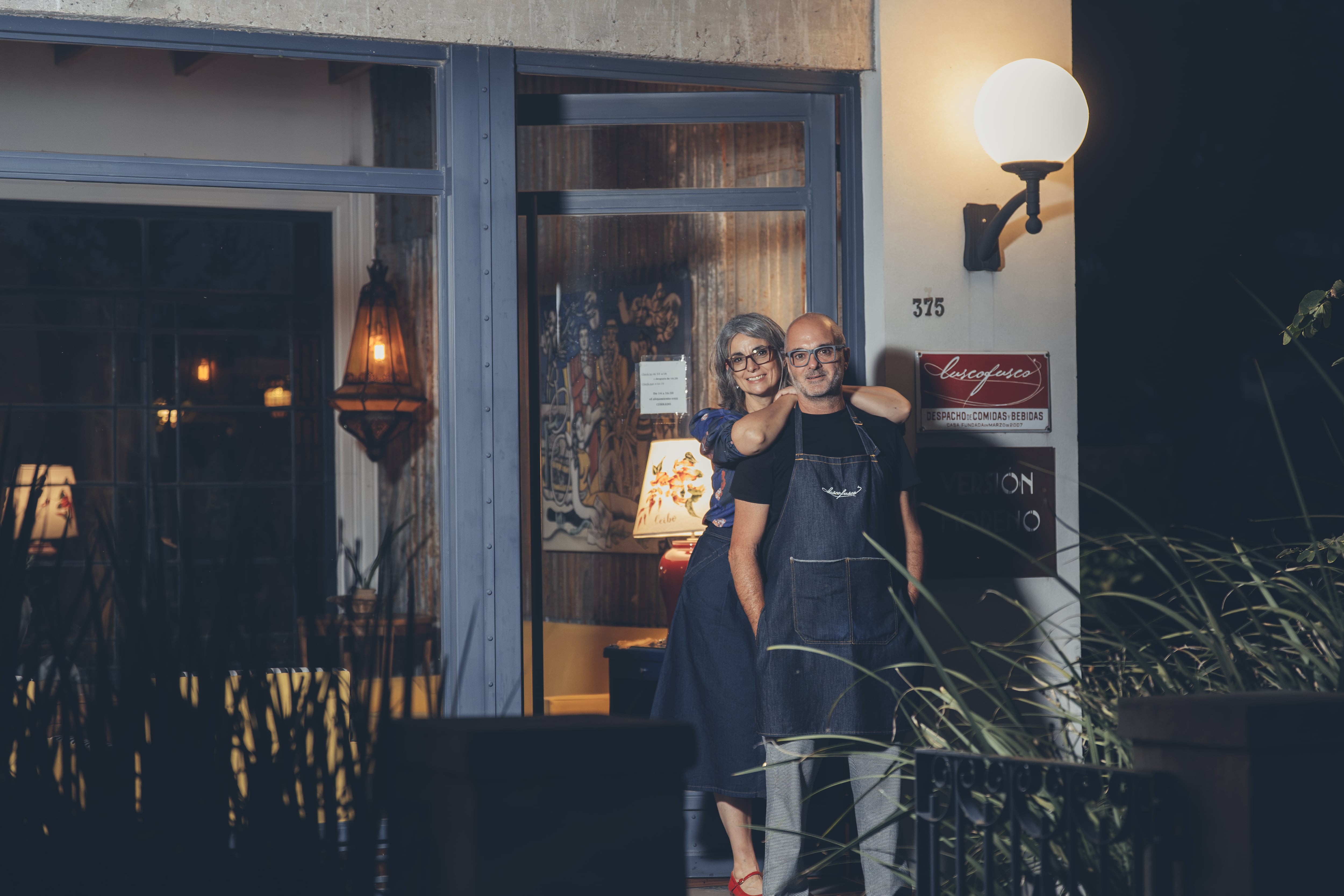 La dupla que empuja el proyecto: Gianna Bergia y Leo Leiva