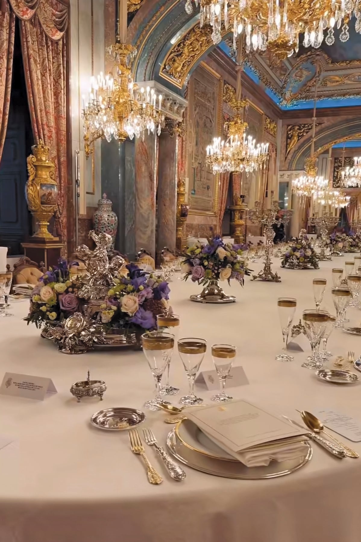 El Comedor de Gala del Palacio Real de Madrid, listo para recibir un centenar de invitados
