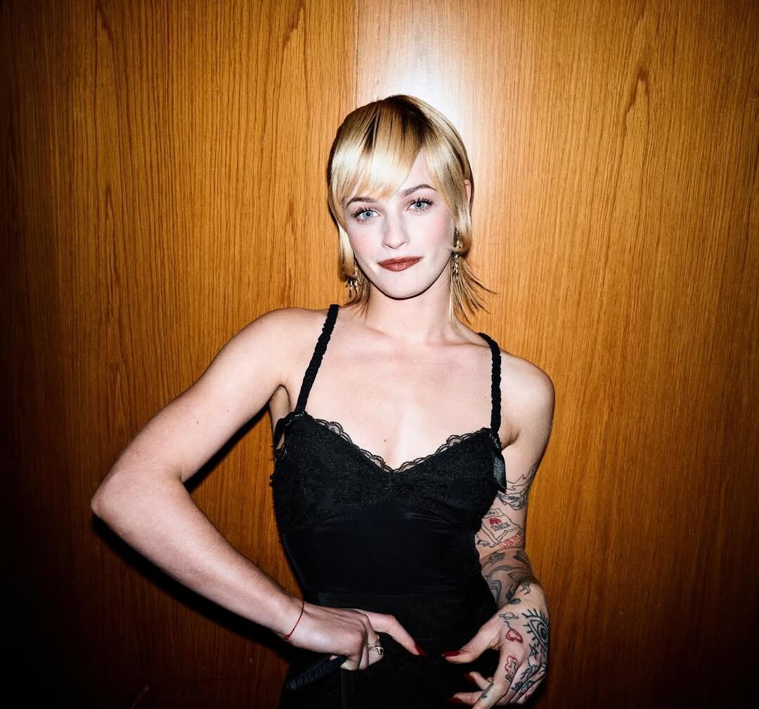 Esther es la segunda hija del actor Ewan McGregor y la diseñadora de vestuario Eve Mavrakis